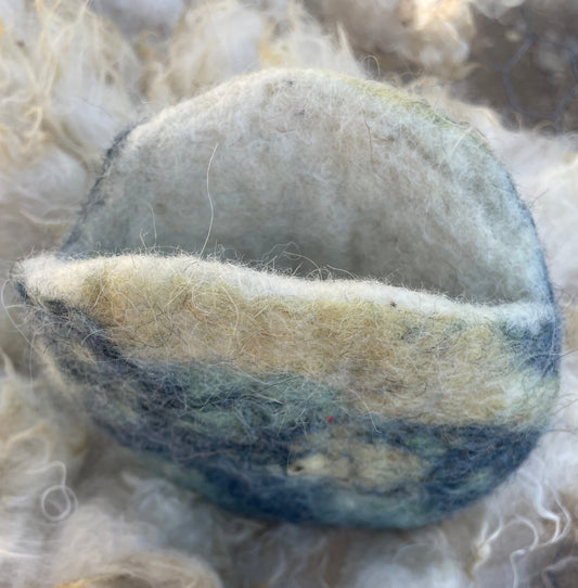 Felted Pouch | Tuesday August 26, 10am-4pm