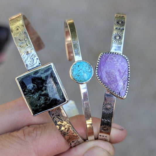 Fabricate a Stone Bracelet | Friday, November 20, 10:30-4