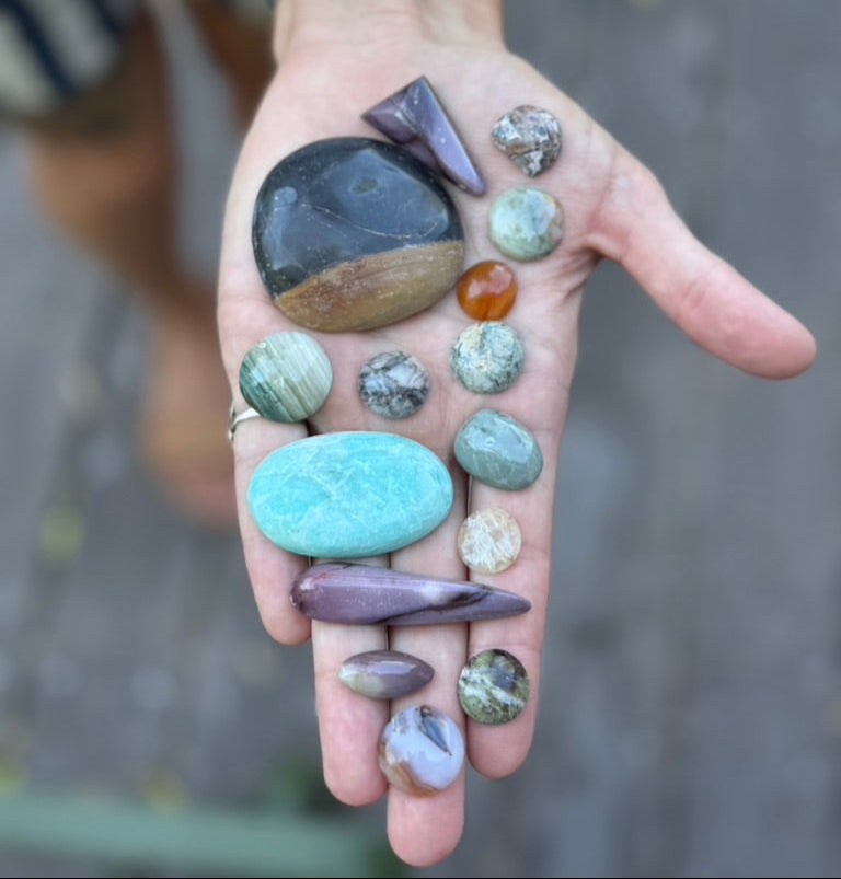 Cabochon Workshop | Friday, January 23, 12-4pm