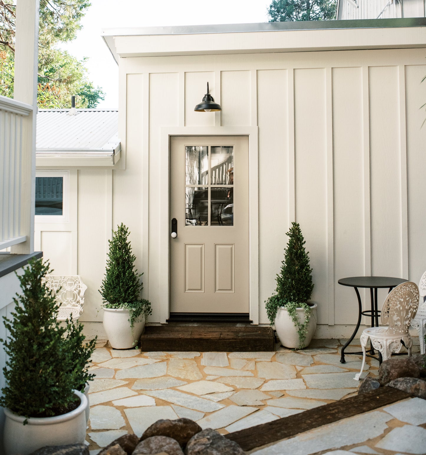 PRIVATE COTTAGE