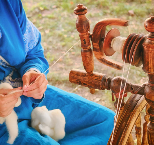 Hand Spinning | Saturday, November 1, 10-4