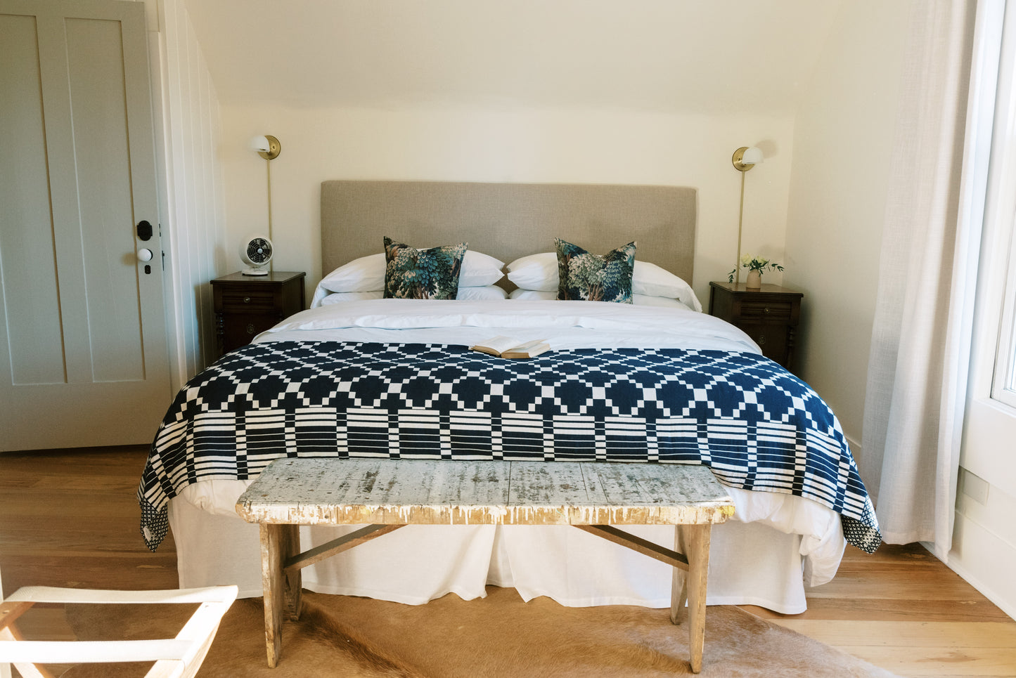 STANDARD KING IN MAIN HOUSE (ROOM 3)